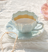 Load image into Gallery viewer, The Romantic Flowers Coffee Tea Cup
