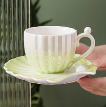 Load image into Gallery viewer, Nordic Pearl Glaze irregular Shell Form Coffee Cup Set