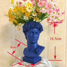 Load image into Gallery viewer, Display statue and vase