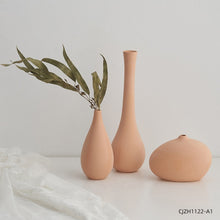 Load image into Gallery viewer, Simple Decorative Ceramic Vase
