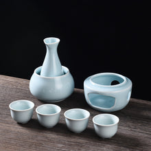 Load image into Gallery viewer, Ceramic Classic Sake Set with Warmer