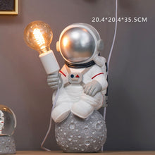 Load image into Gallery viewer, Modern Astronaut Table Lamp
