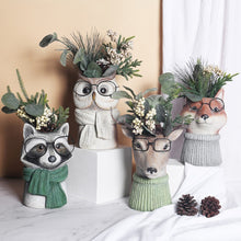 Load image into Gallery viewer, Animal Head Statue Flower Vases
